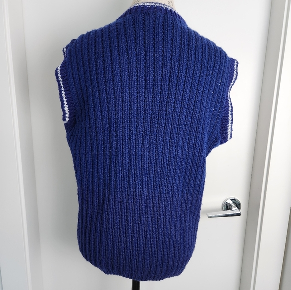 Vintage Hand Knit Sleeveless Cardigan Vest - Picture 5 of 10